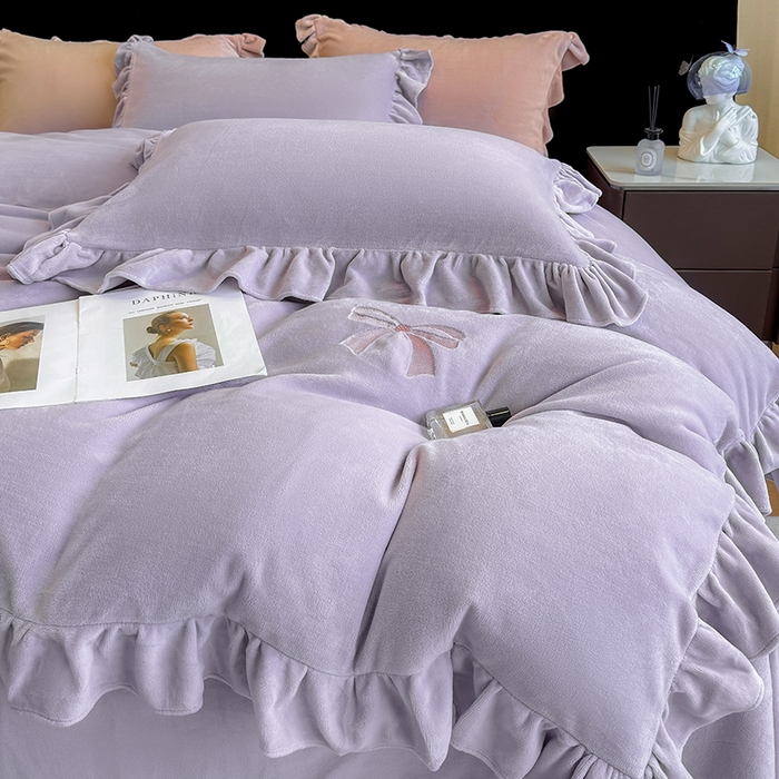 91家纺网 家纺一手货源 找家纺 席之家 2025新款蝴蝶结绣花牛奶绒四件套蝴蝶结-丁香紫