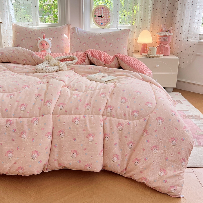 91家纺网 家纺一手货源 找家纺 VIP被业 2025新款云感棉双层纱豆豆绒冬被被子被芯 桃气兔叽