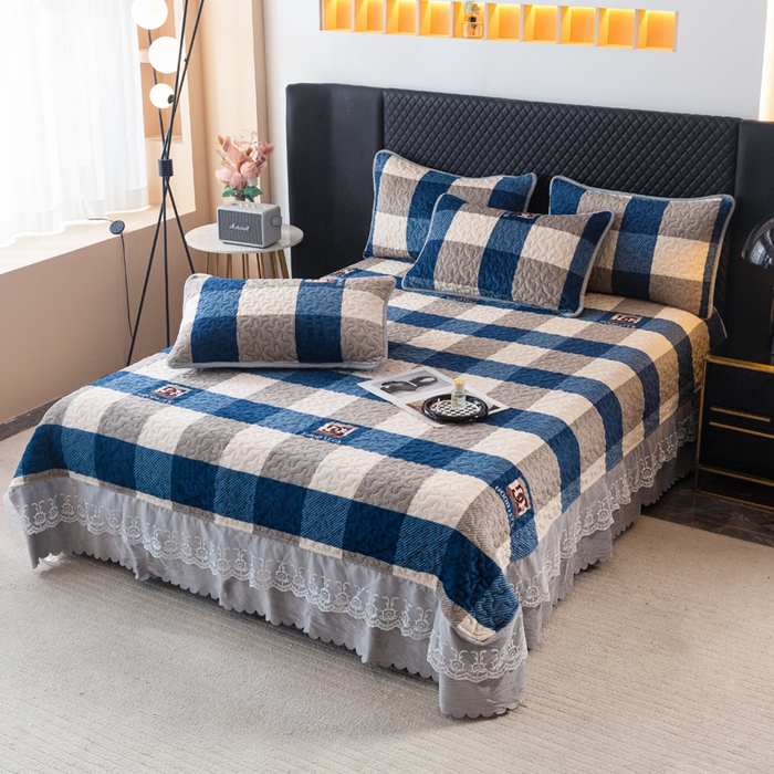 91家纺网 家纺一手货源 找家纺 梓依家纺 2025新款牛奶绒单床裙款蕾丝床盖三件套四件套 蓝白条纹格