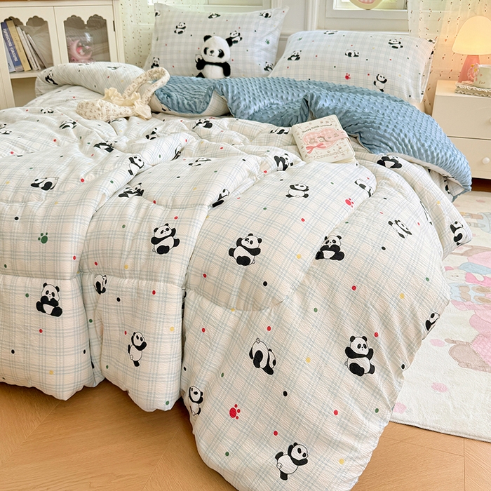 91家纺网 家纺一手货源 找家纺 VIP被业 2025新款云感棉双层纱豆豆绒冬被被子被芯 小熊心事