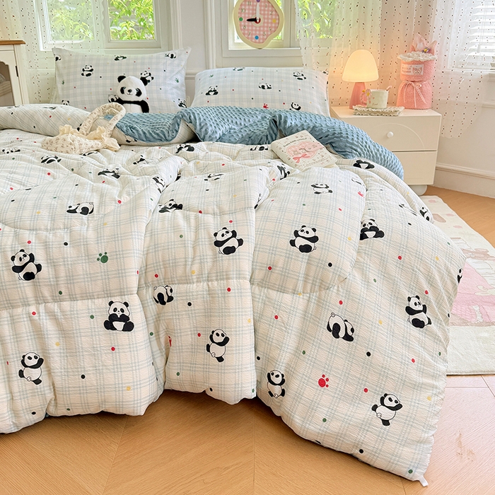 91家纺网 家纺一手货源 找家纺 VIP被业 2025新款云感棉双层纱豆豆绒冬被被子被芯 小熊心事