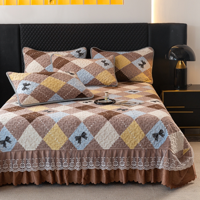 91家纺网 家纺一手货源 找家纺 梓依家纺 2025新款牛奶绒单床裙款蕾丝床盖三件套四件套 优雅蝴蝶结