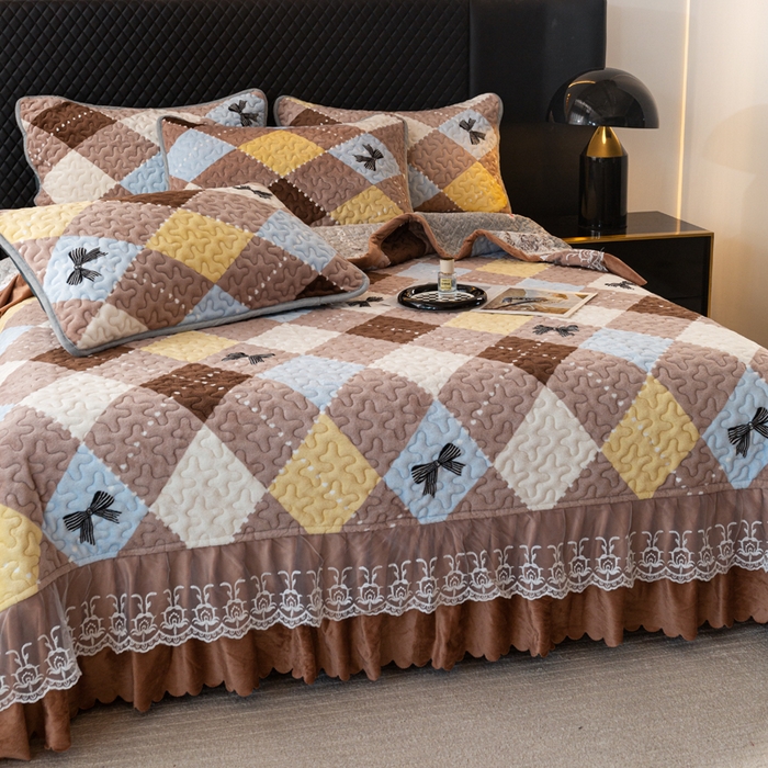 91家纺网 家纺一手货源 找家纺 梓依家纺 2025新款牛奶绒单床裙款蕾丝床盖三件套四件套 优雅蝴蝶结