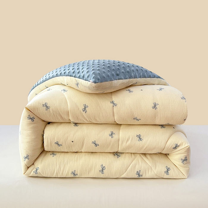 91家纺网 家纺一手货源 找家纺 VIP被业 2025新款云感棉双层纱豆豆绒冬被被子被芯 星砂布丁