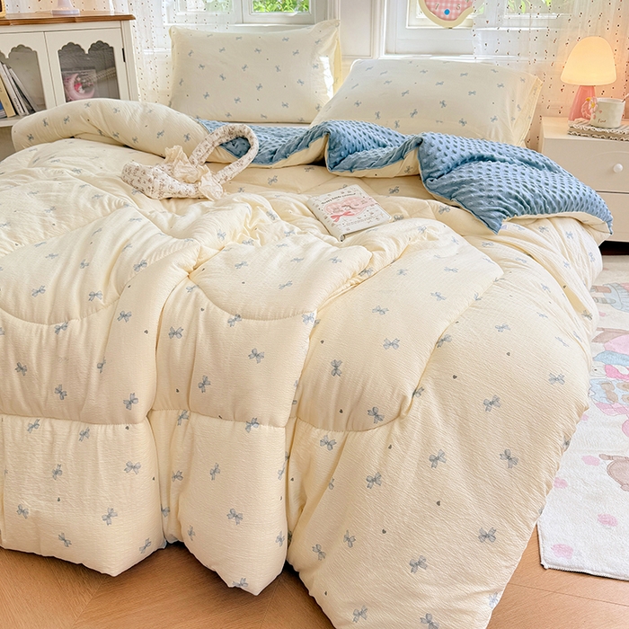 91家纺网 家纺一手货源 找家纺 VIP被业 2025新款云感棉双层纱豆豆绒冬被被子被芯 星砂布丁