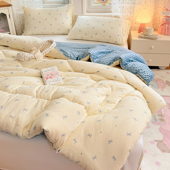 91家纺网 家纺一手货源 找家纺 VIP被业 2025新款云感棉双层纱豆豆绒冬被被子被芯 星砂布丁