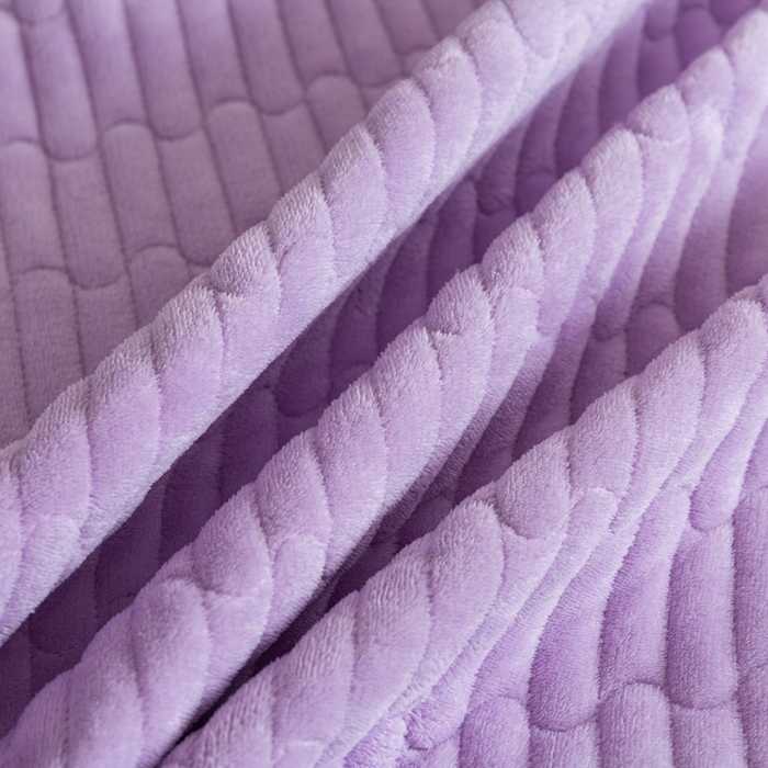 91家纺网 家纺一手货源 找家纺 梓依家纺 2025新款牛奶绒单床裙款蕾丝床盖三件套四件套 奶油紫