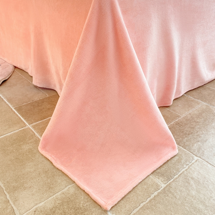 91家纺网 家纺一手货源 找家纺 （总）眠博士 2025新款时尚印花兔绒牛奶绒保暖四件套