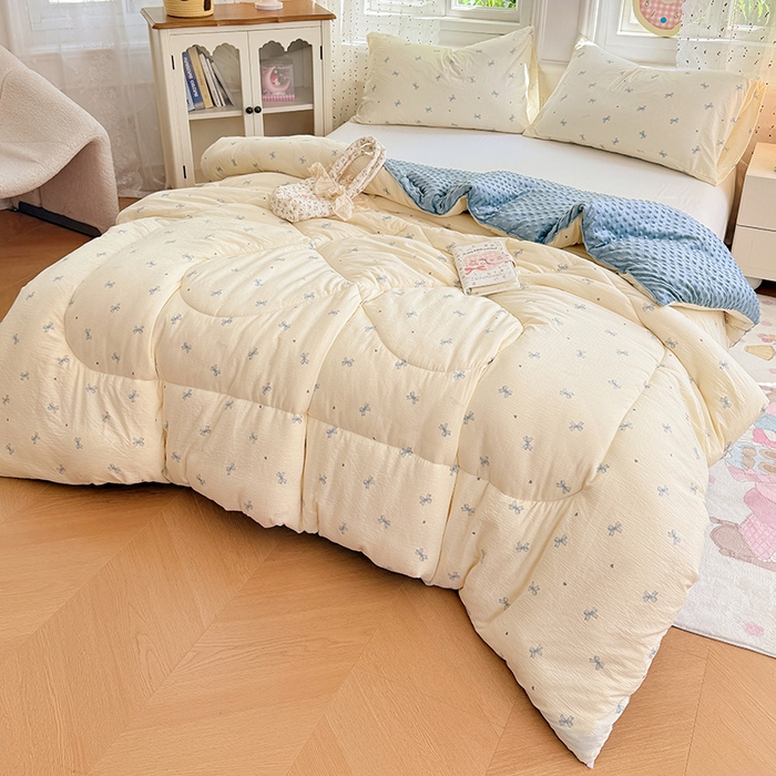 91家纺网 家纺一手货源 找家纺 VIP被业 2025新款云感棉双层纱豆豆绒冬被被子被芯 星砂布丁