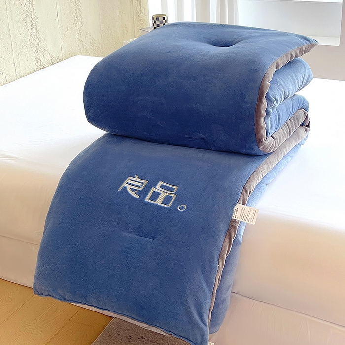 91家纺网 家纺一手货源 找家纺 （总）云家 2025新款双面牛奶绒刺绣冬被跨境被子外贸冬季被芯