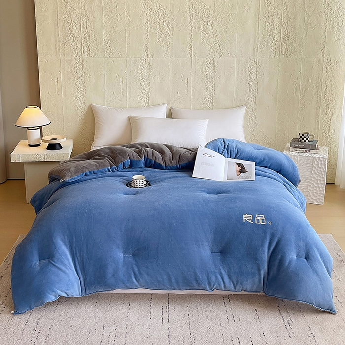 91家纺网 家纺一手货源 找家纺 （总）云家 2025新款双面牛奶绒刺绣冬被跨境被子外贸冬季被芯