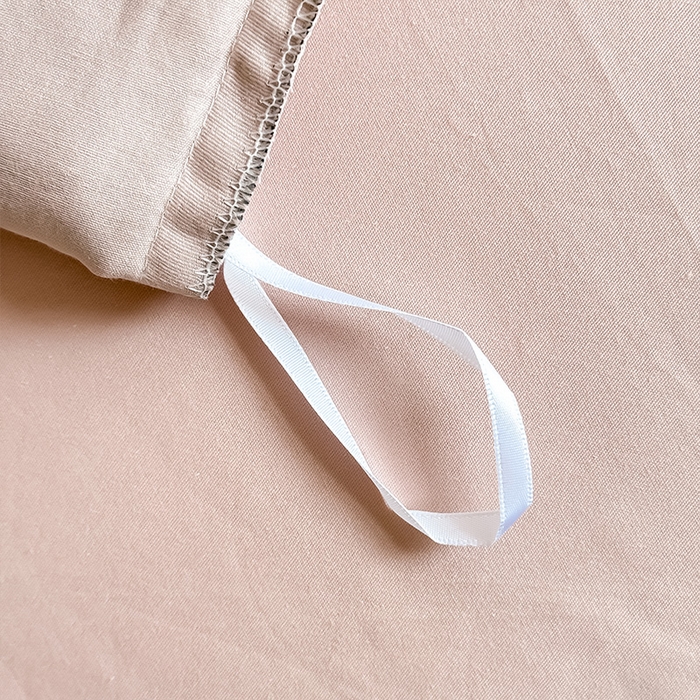 91家纺网 家纺一手货源 找家纺 理想家家纺 2025新款纯棉轻奢刺绣四件套-小秘密系列 小秘密-粉