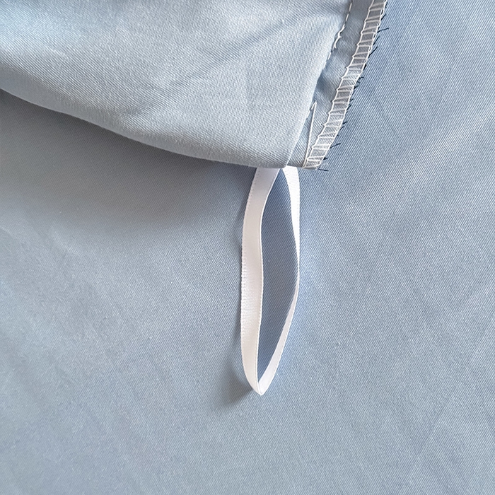 91家纺网 家纺一手货源 找家纺 理想家家纺 2025新款纯棉轻奢刺绣四件套-小秘密系列 小秘密-蓝