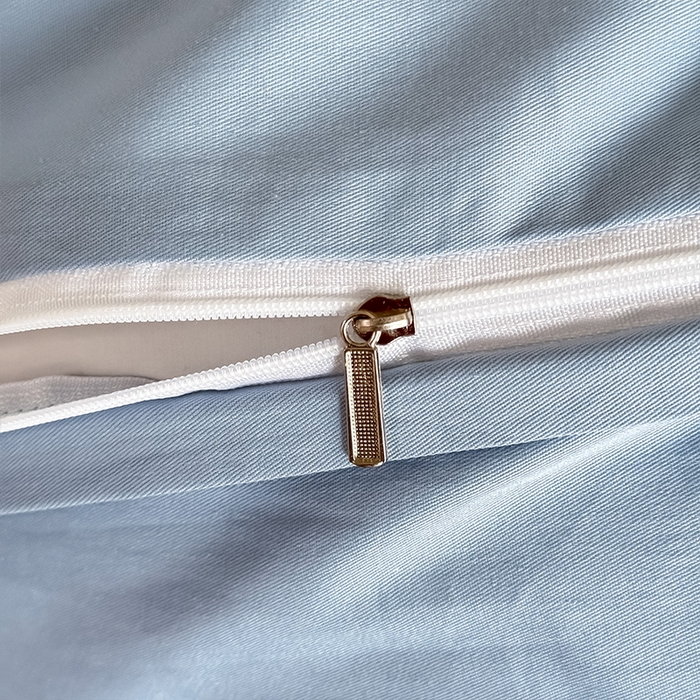 91家纺网 家纺一手货源 找家纺 理想家家纺 2025新款纯棉轻奢刺绣四件套-小秘密系列 小秘密-蓝