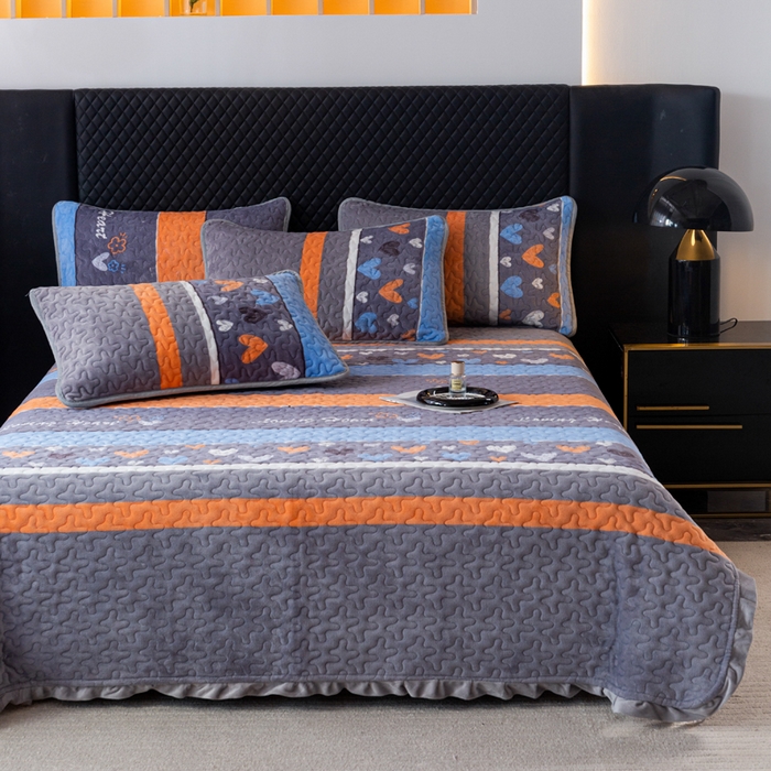 91家纺网 家纺一手货源 找家纺 梓依家纺 2025新款牛奶绒花边单床盖三件套四件套 爱心点点