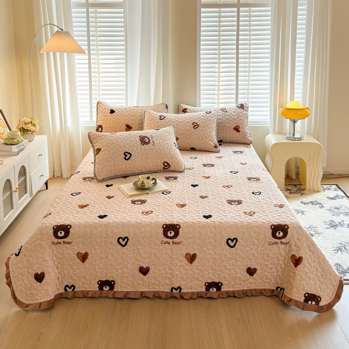 91家纺网 家纺一手货源 找家纺 梓依家纺 2025新款牛奶绒花边单床盖三件套四件套 爱心熊,爱心熊