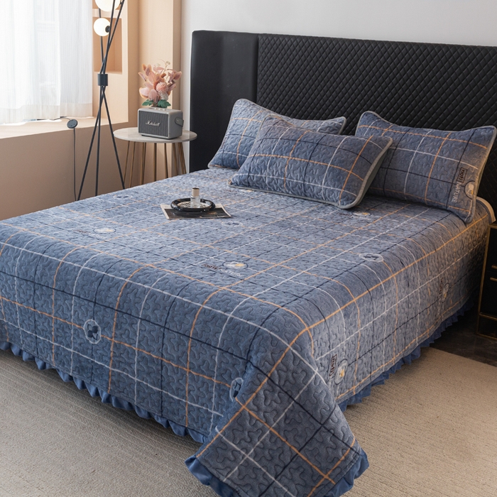 91家纺网 家纺一手货源 找家纺 梓依家纺 2025新款牛奶绒花边单床盖三件套四件套 宝利格