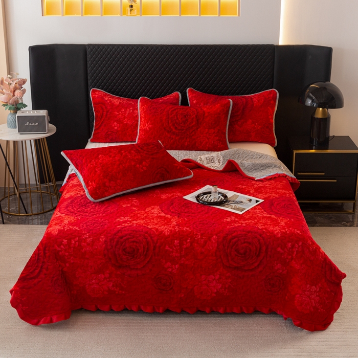 91家纺网 家纺一手货源 找家纺 梓依家纺 2025新款牛奶绒花边单床盖三件套四件套 花漾玫瑰