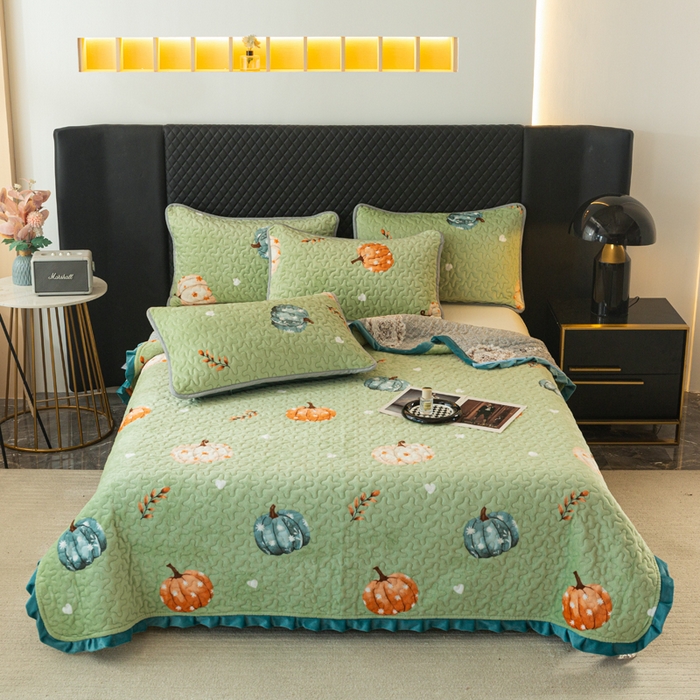 91家纺网 家纺一手货源 找家纺 梓依家纺 2025新款牛奶绒花边单床盖三件套四件套 可爱南瓜-绿