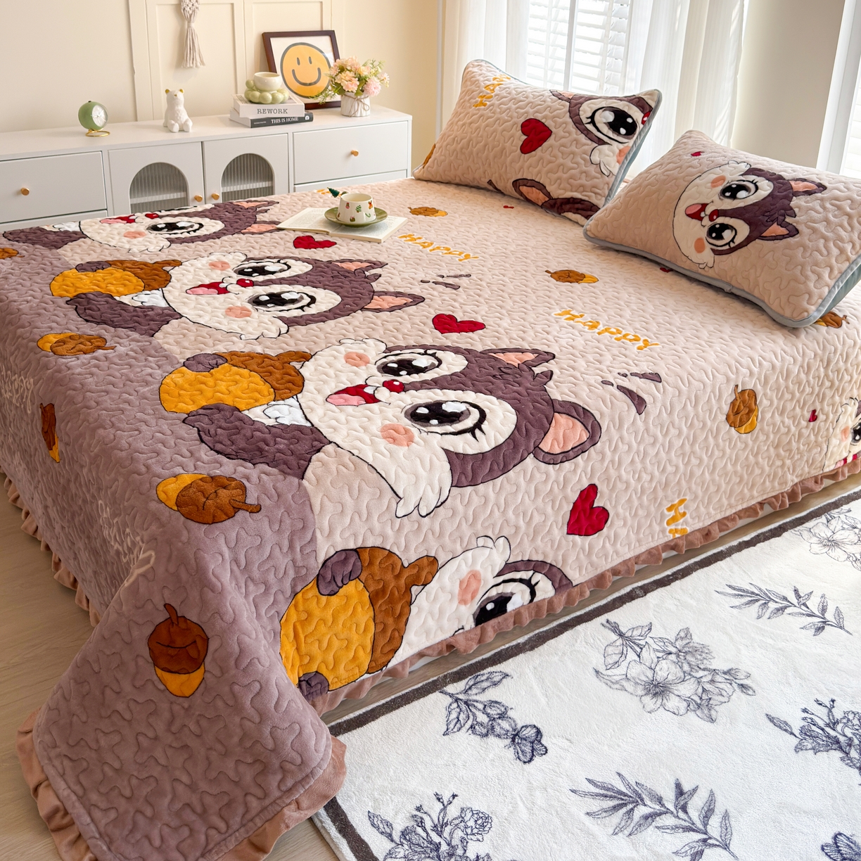 91家纺网 家纺一手货源 找家纺 梓依家纺 2025新款牛奶绒花边单床盖三件套四件套 可爱松鼠