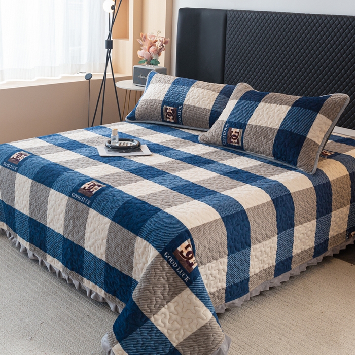 91家纺网 家纺一手货源 找家纺 梓依家纺 2025新款牛奶绒花边单床盖三件套四件套 蓝白条纹格