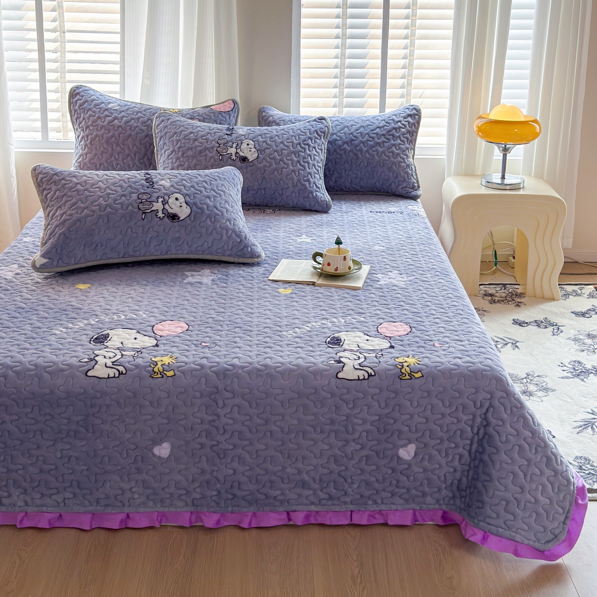 91家纺网 家纺一手货源 找家纺 梓依家纺 2025新款牛奶绒花边单床盖三件套四件套 史努比