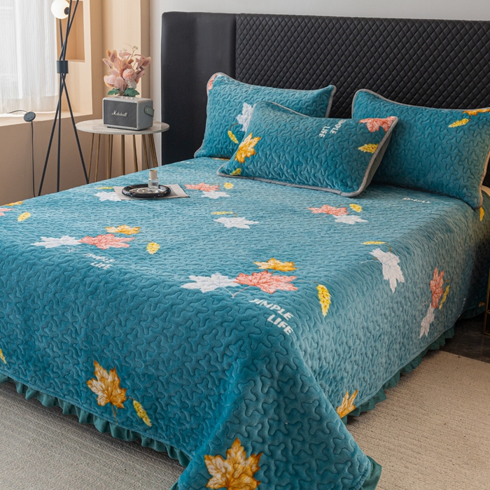 91家纺网 家纺一手货源 找家纺 梓依家纺 2025新款牛奶绒花边单床盖三件套四件套 摇曳