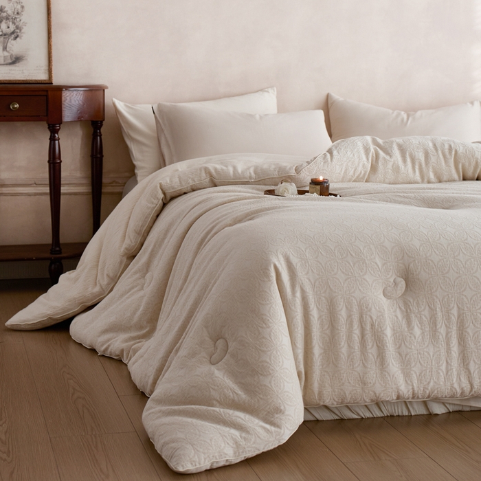 91家纺网 家纺一手货源 找家纺 （总）纪梵茜 2025新款棉麻大豆被80%大豆纤维被子亚麻色织抗菌冬被芯