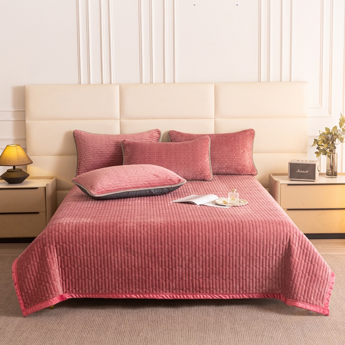 梓依家纺 2025新款牛奶绒花边单床盖三件套四件套 砖红色