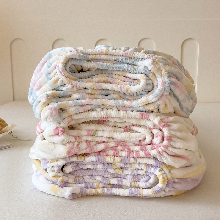 摩妮卡 2025新款小清新雕花牛奶绒床笠单床笠床笠三件套 组合图仅供展示不可下单