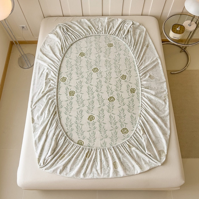 91家纺网 家纺一手货源 找家纺 摩妮卡 2025新款小清新雕花牛奶绒床笠单床笠床笠三件套 朵缇-绿