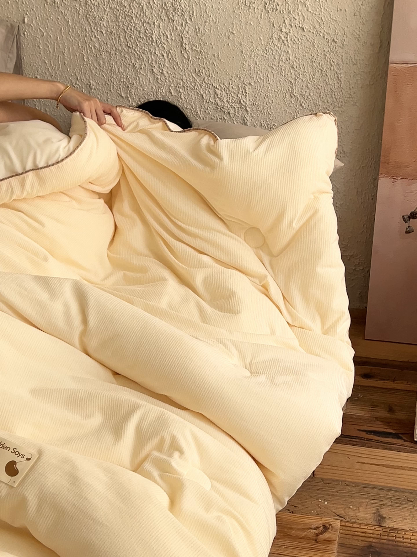 91家纺网 家纺一手货源 找家纺 （总）子由家居 2025新款家居雪尼尔植绒大豆被