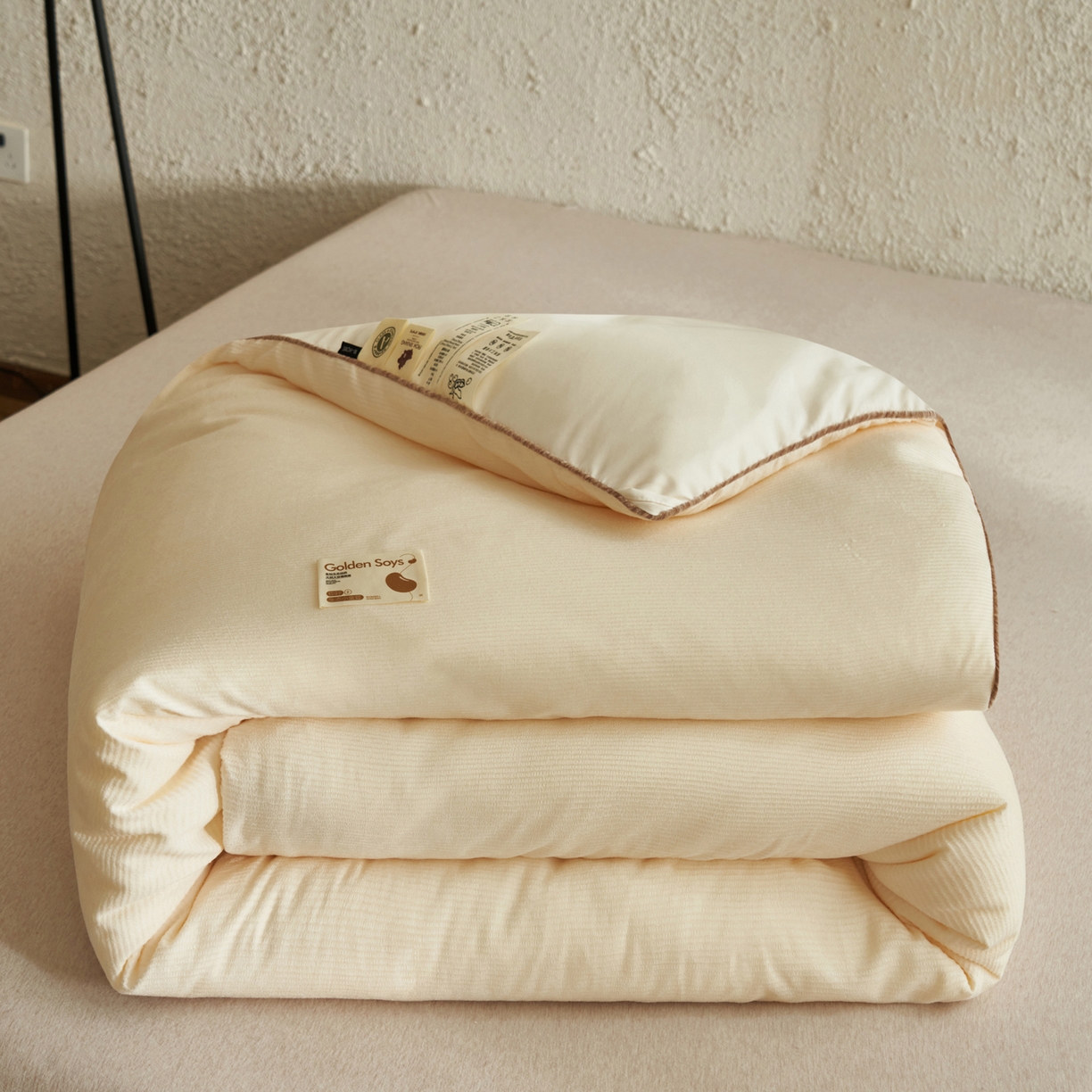 91家纺网 家纺一手货源 找家纺 （总）子由家居 2025新款家居雪尼尔植绒大豆被