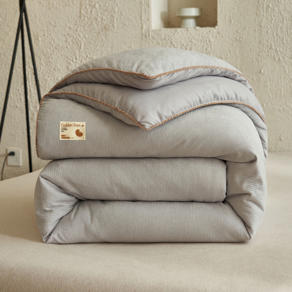 91家纺网 家纺一手货源 找家纺 （总）子由家居 2025新款家居雪尼尔植绒大豆被