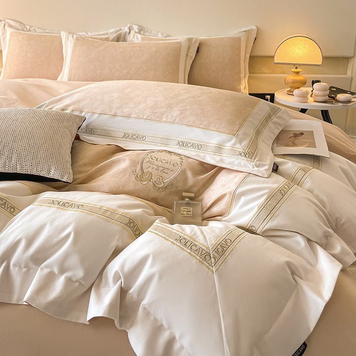 2025年新款秋冬加厚A类全棉磨毛双面保暖四件套纯棉数码印花全工艺刺绣轻奢风床上用品 香颂黄