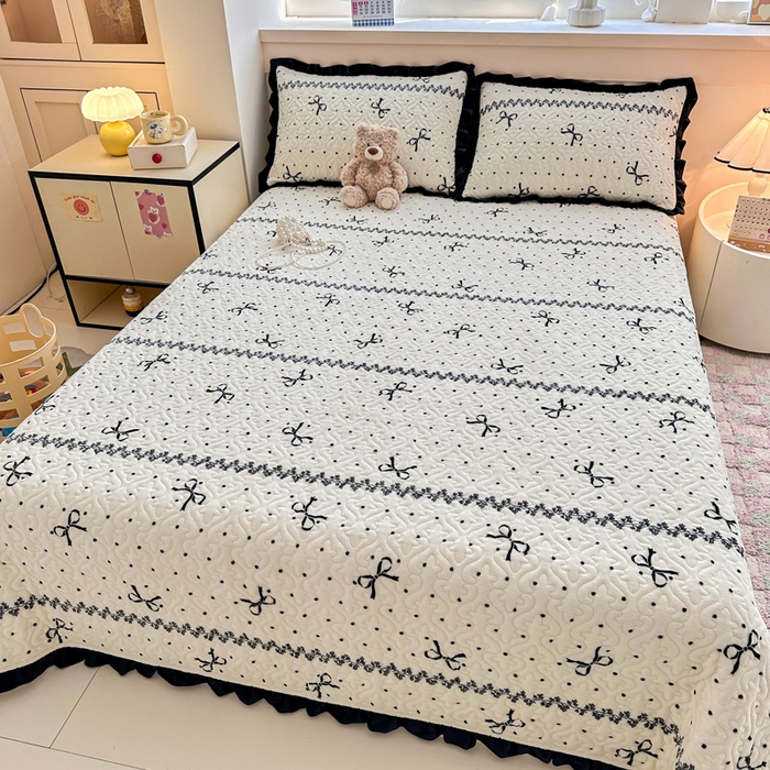 91家纺网 家纺一手货源 找家纺 （总）岚吉家纺 2025新款牛奶绒小花边床盖三件套