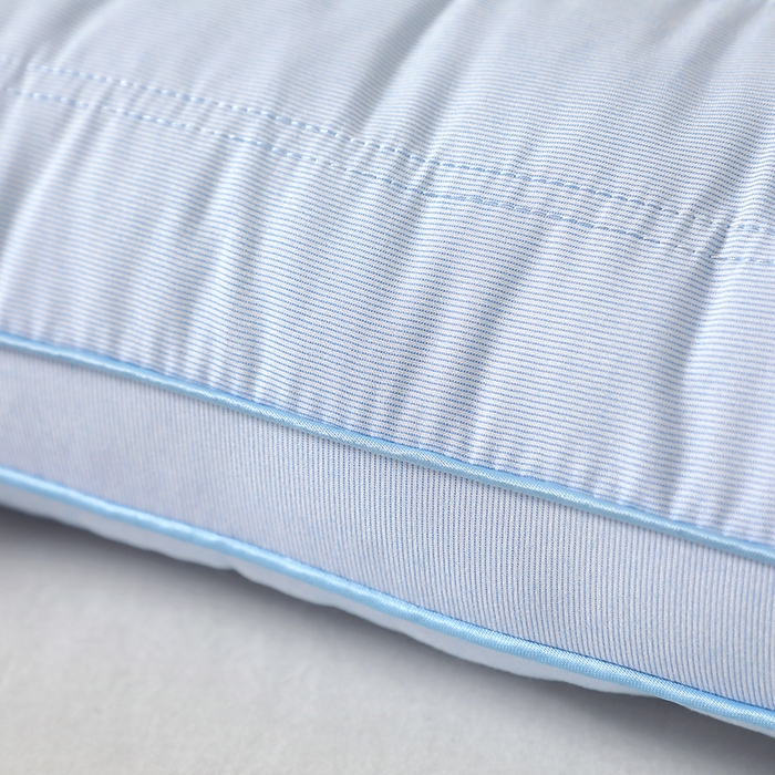 91家纺网 家纺一手货源 找家纺 云熙枕业 2025新款简单生活护颈枕  枕头枕芯 蓝色低枕/只