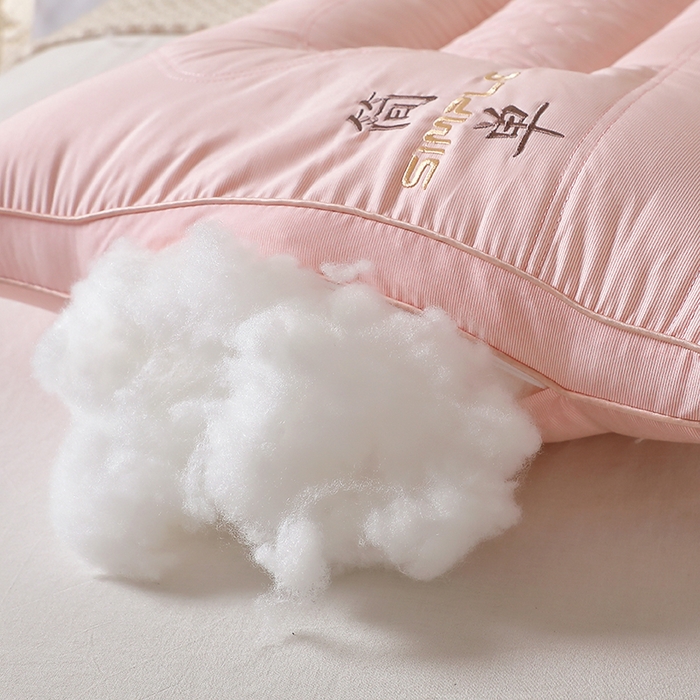 91家纺网 家纺一手货源 找家纺 云熙枕业 2025新款简单生活护颈枕  枕头枕芯 粉色中枕/只