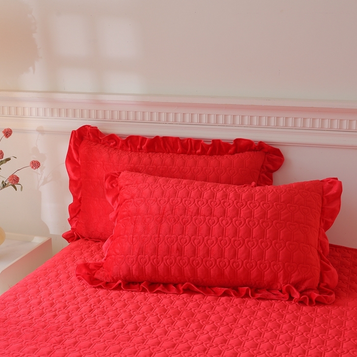 91家纺网 家纺一手货源 找家纺 怡源梦  2025新款夹棉床笠-甜心公主系列 大红色