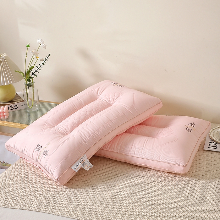 91家纺网 家纺一手货源 找家纺 云熙枕业 2025新款简单生活护颈枕  枕头枕芯 粉色低枕/对