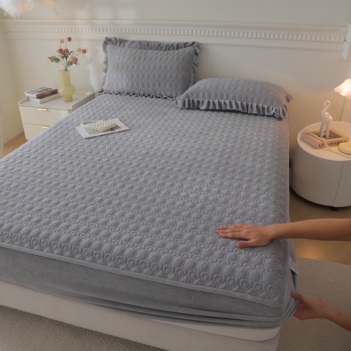 91家纺网 家纺一手货源 找家纺 怡源梦  2025新款夹棉床笠-甜心公主系列 灰色