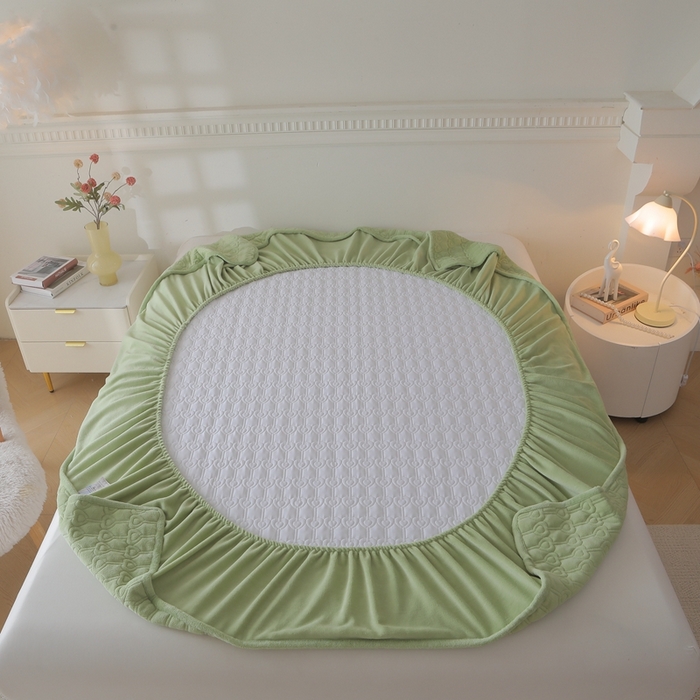 91家纺网 家纺一手货源 找家纺 怡源梦  2025新款夹棉床笠-甜心公主系列 绿色