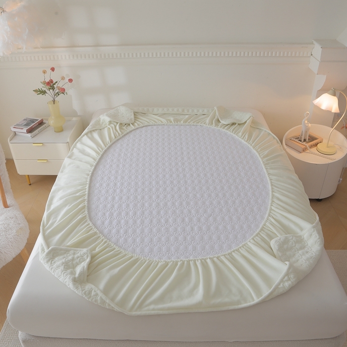 91家纺网 家纺一手货源 找家纺 怡源梦  2025新款夹棉床笠-甜心公主系列 米白色