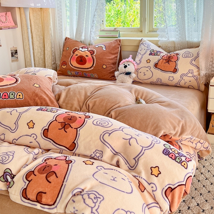 91家纺网 家纺一手货源 找家纺 徕米家居 2025新款双面牛奶绒卡通印花四件套 可爱卡皮吧啦