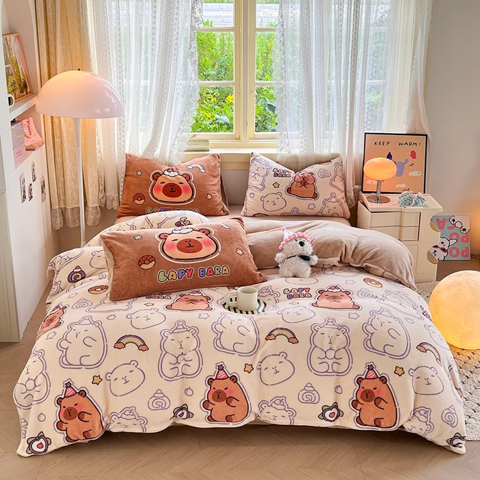 91家纺网 家纺一手货源 找家纺 徕米家居 2025新款双面牛奶绒卡通印花四件套 可爱卡皮吧啦