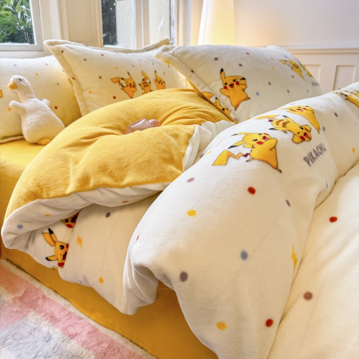 91家纺网 家纺一手货源 找家纺 徕米家居 2025新款双面牛奶绒卡通印花四件套 皮卡丘伙伴