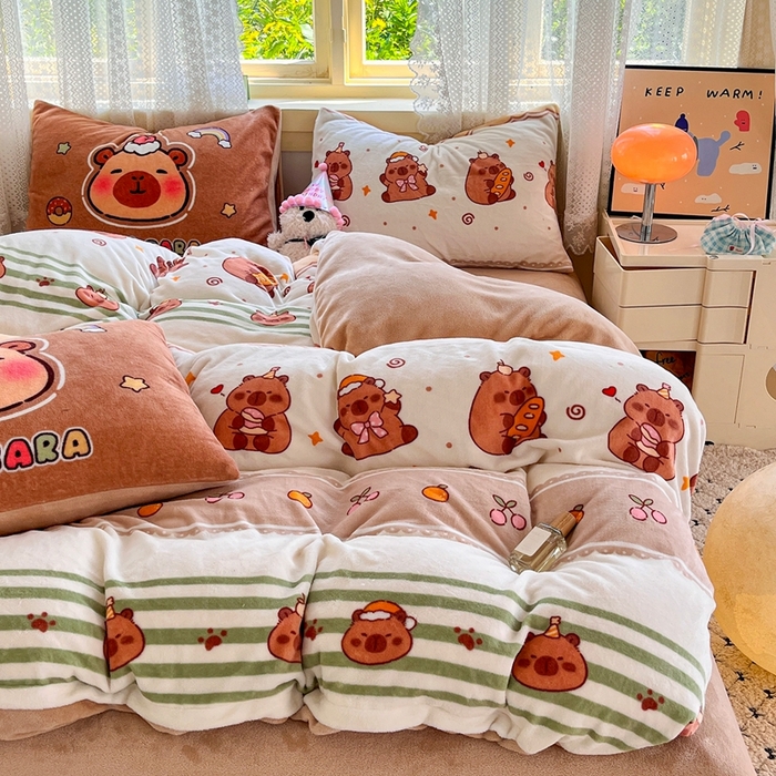 91家纺网 家纺一手货源 找家纺 徕米家居 2025新款双面牛奶绒卡通印花四件套 条纹卡皮吧啦