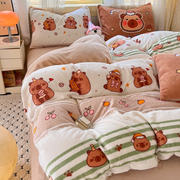 91家纺网 家纺一手货源 找家纺 徕米家居 2025新款双面牛奶绒卡通印花四件套 条纹卡皮吧啦