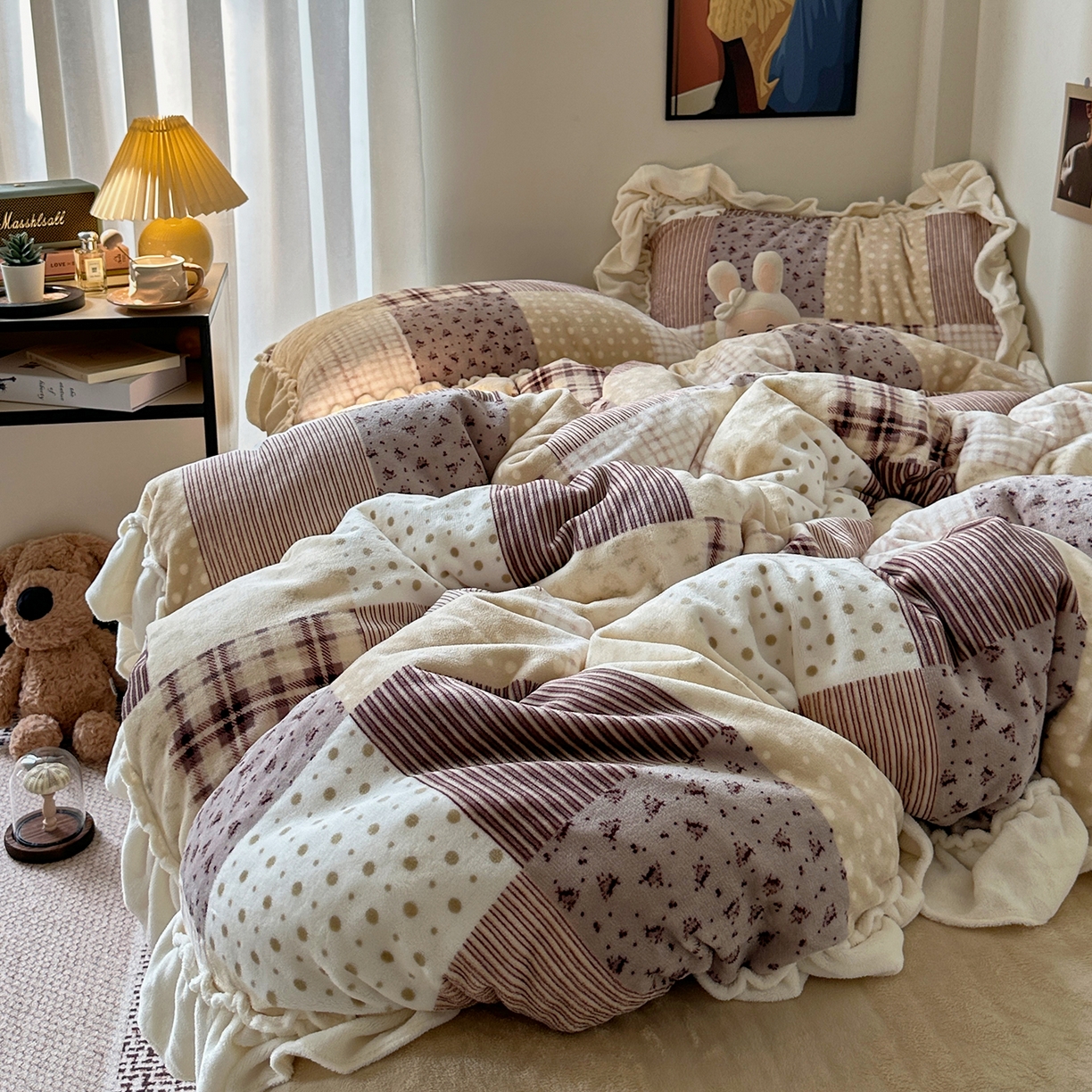 91家纺网 家纺一手货源 找家纺 艾咪-Amy ntmy 2025新款博主风花边款牛奶绒四件套-花栖礼 花栖礼-紫