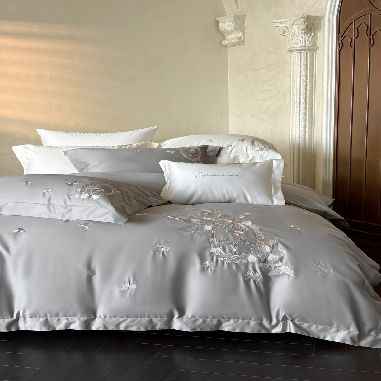 91家纺网 家纺一手货源 找家纺 馨蕊家居 2025新款四件套-花棠新 棉花棠-高级灰